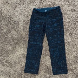 Blue Old Navy athletic leggings